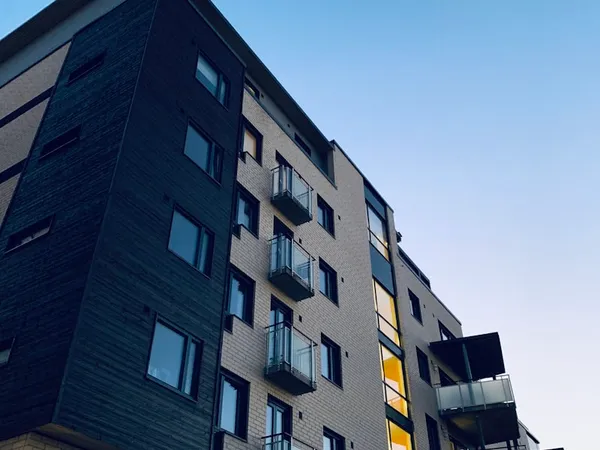 Modern Premium Condo – photo 1